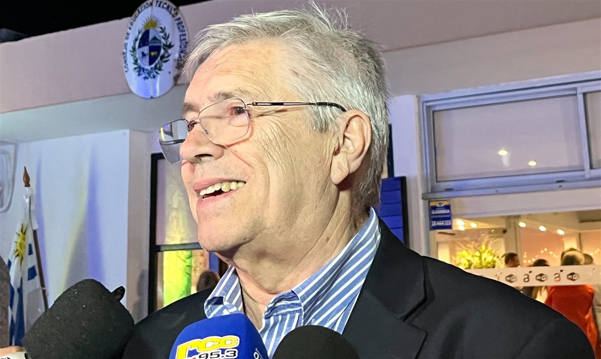 Tabaré Viera, ministro do Turismo do Uruguai, no evento de lançamento da nova campanha de promoção turística do país