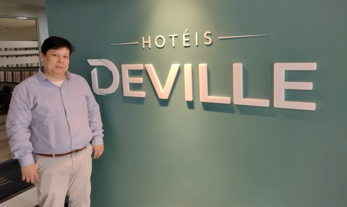 Eduardo Sadao assumiu a gerência de Canais Digitais no departamento de Marketing da rede Deville