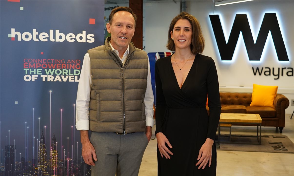 Nicolas Huss, CEO da Hotelbeds, e Irene Gómez Luque, CEO da Telefónica Open Innovation
