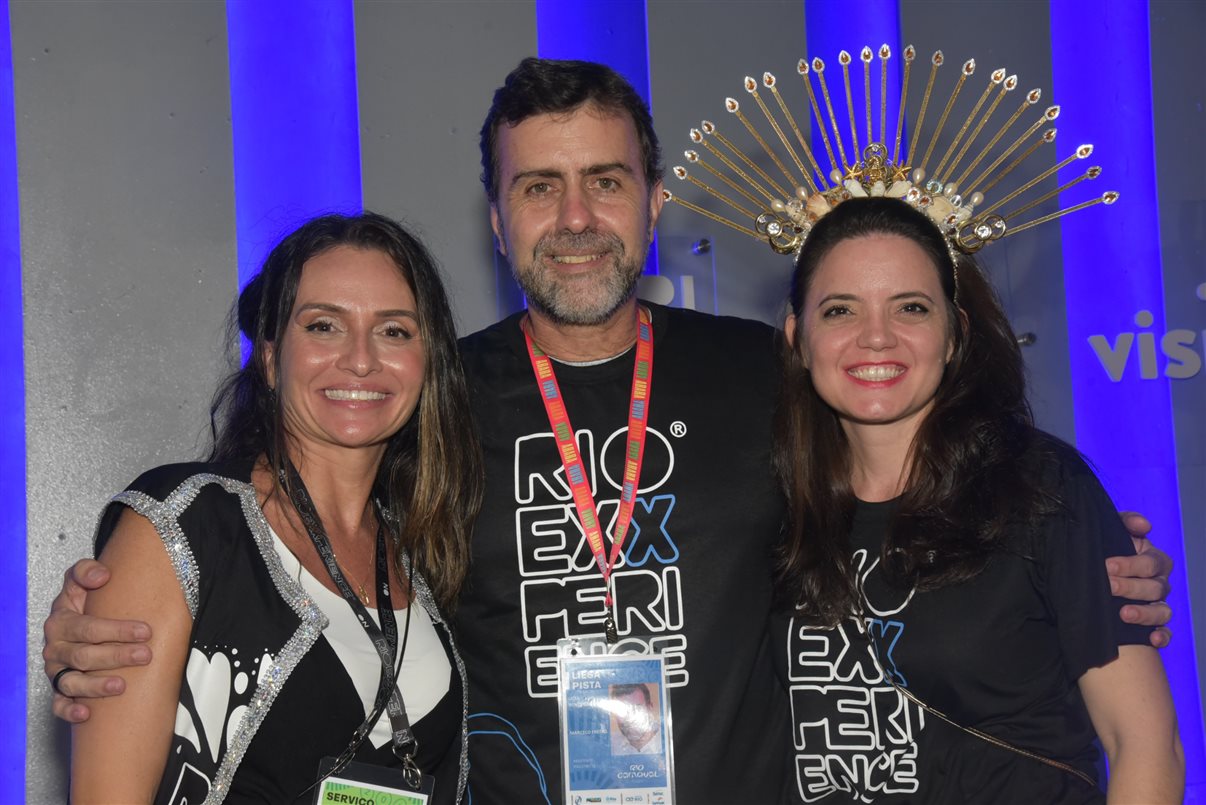 Roberta Werner, do Rio CVB, Marcelo Freixo, presidente da Embratur, e Jaqueline Gil, diretora de Marketing da Embrartur