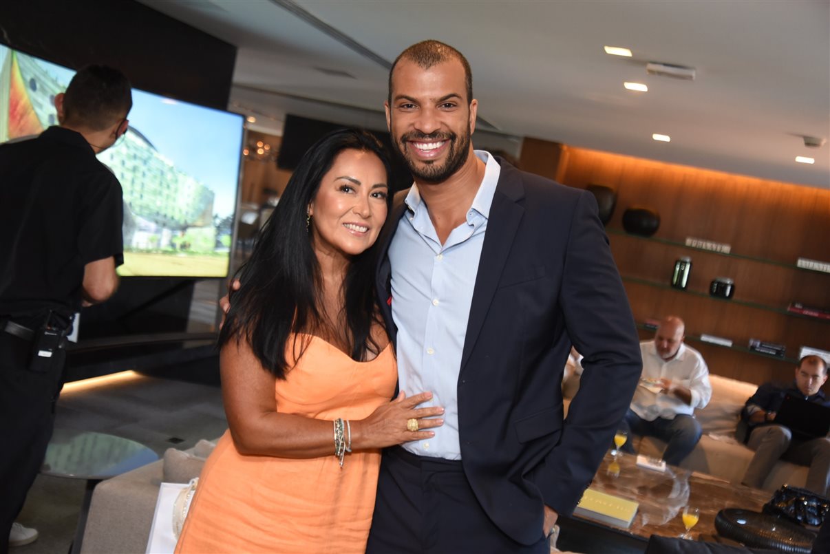 Leonor Bernhoeft, da LTN Brasil, e Wellington Melo, do Hotel Unique