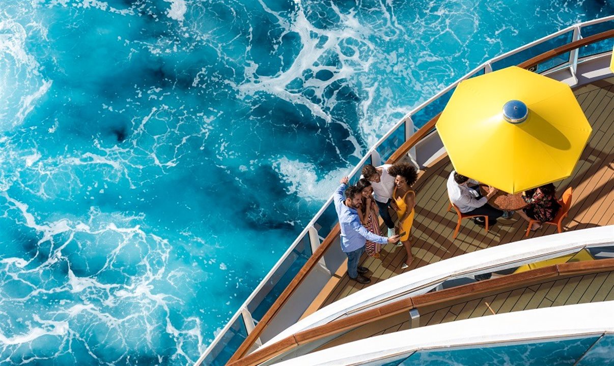 A Costa é a única a oferecer a experiência completa para seu evento em alto-mar