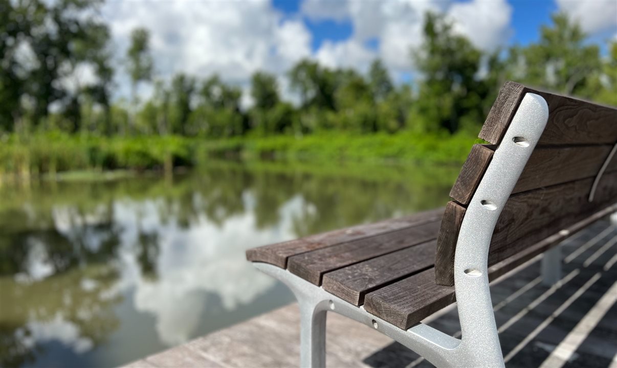 O parque, com entrada gratuita, combina natureza, recreação, arte e música