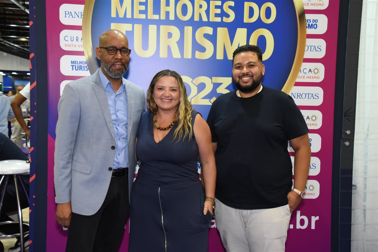 André Rojer, Janaina Araujo e Vinicius Dantas, do Turismo de Curaçao
