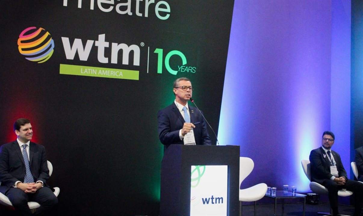 Fábio Mitidieri fala na abertura da WTM 2023