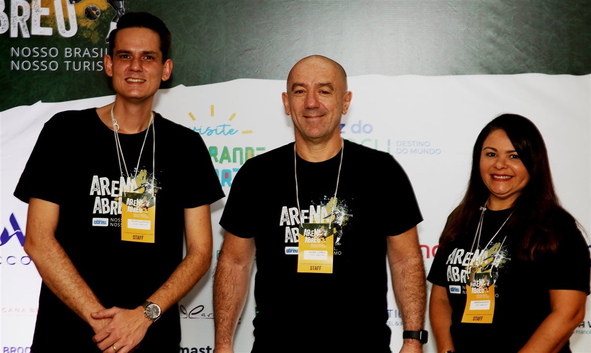 Felipe Cuadrado, gerente de produtos nacional, Ronnie Corrêa, diretor geral, e Adriana Boeckh, diretora de marketing da Abreu Brasil