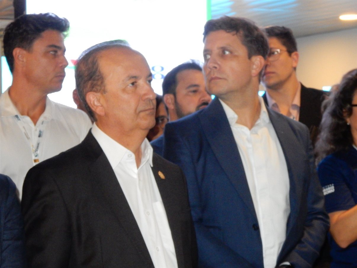 O governador de Santa Catarina, Jorginho Mello, e o prefeito de Balneário Camboriú, Fabrício Oliveira