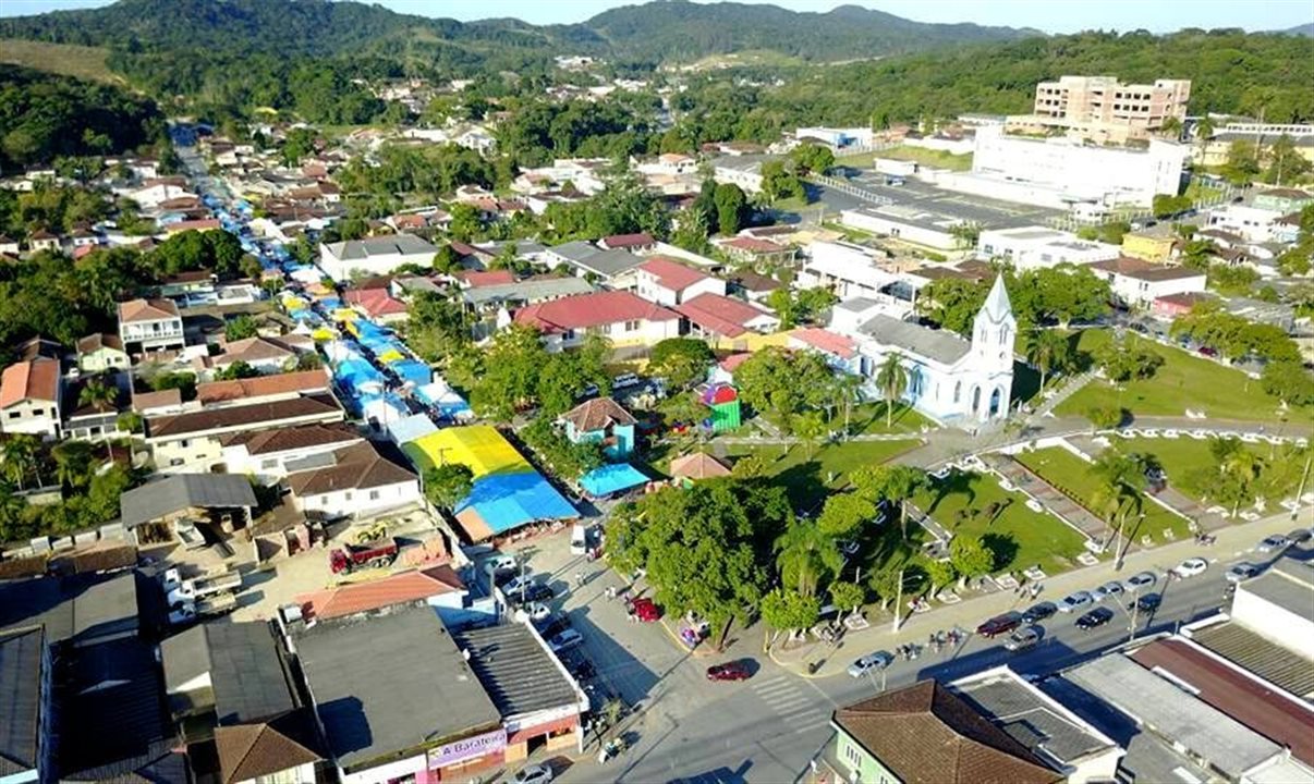 Imagem área do município de Pariquera-Açu