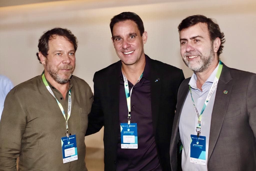 Carlos Werneck, presidente do Rio CVB/Visit Rio, João Marcello Barreto, presidente da Orla Rio, e Marcelo Freixo, presidente da Embratur