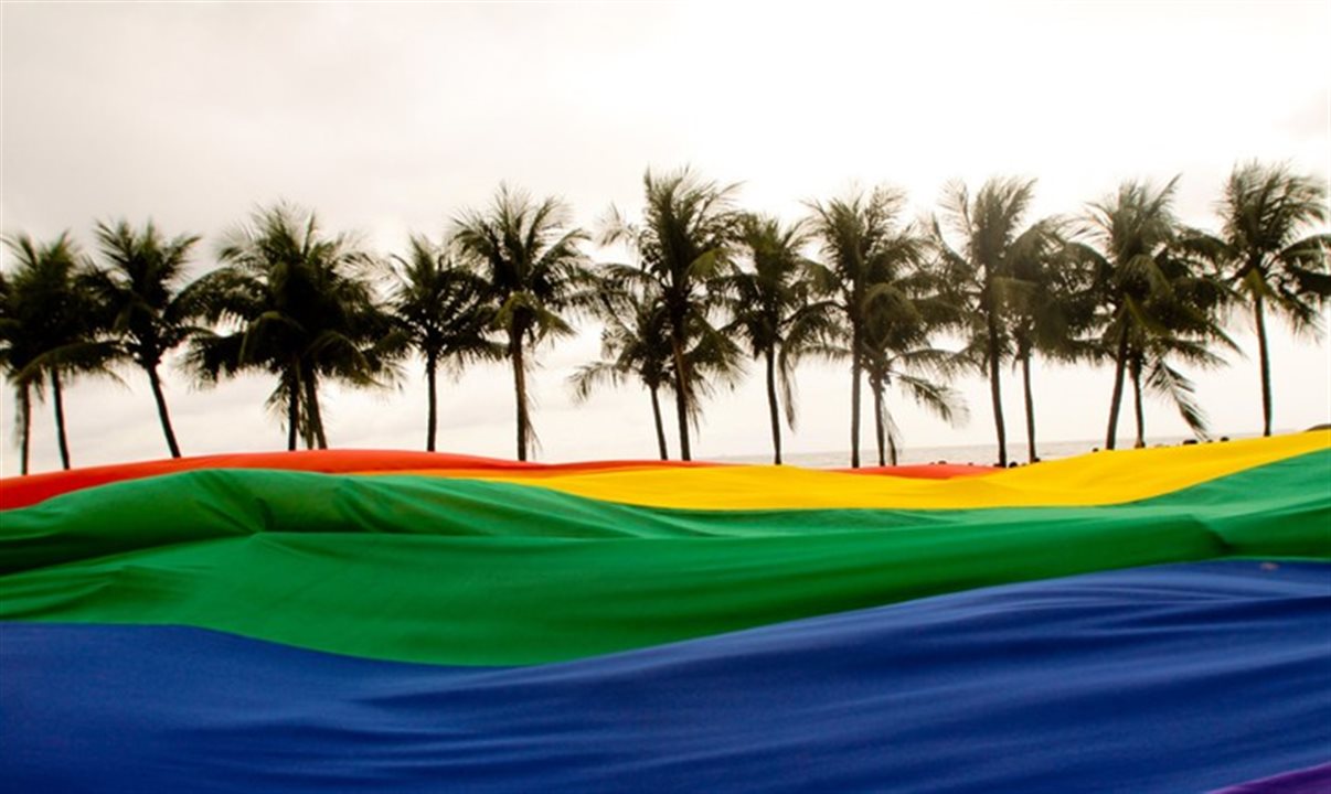 Parada do Orgulho LGBT na praia de Copacabana (RJ)