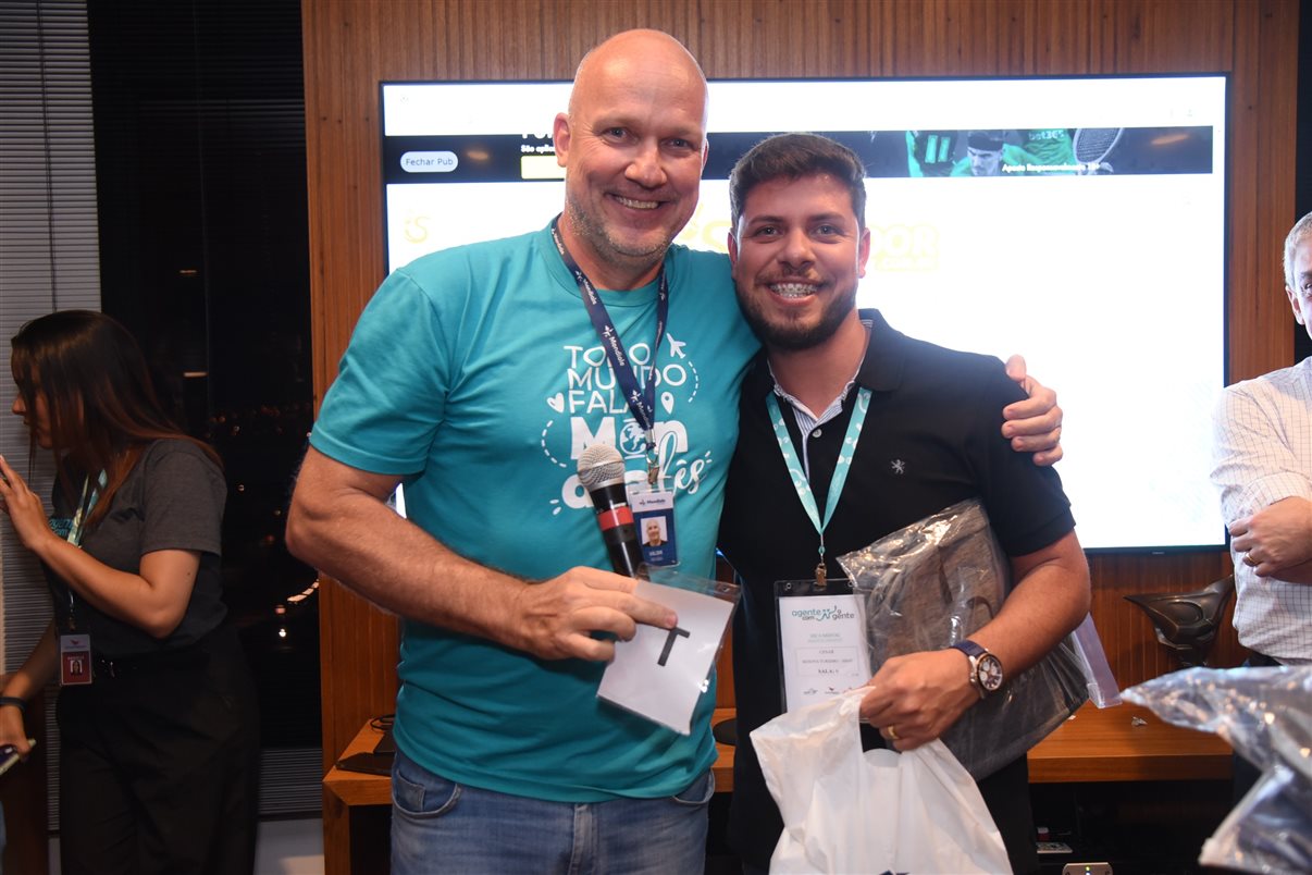 Valdir Moeller de Mondiale y Cesar Gonçalves de Renova Turismo