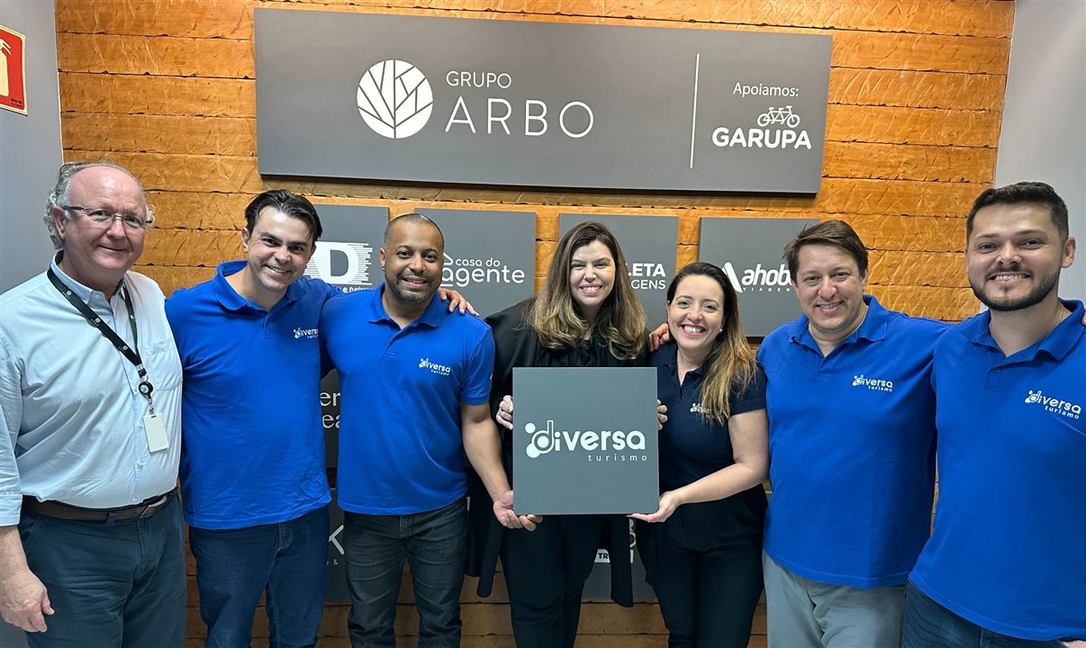 Diretoria da Diversa Turismo: James Giacomini, diretor comercial de Grupos; Waldir Souza, gerente de Vendas São Paulo; Mauricio Anias, gerente de Vendas Interior de São Paulo; Mariana Azevedo, diretora de Produtos e Novos Negócios; Adriana Fredericce, diretora de Operações e Comercial; Charles Franken, diretor executivo do Grupo Arbo, e Ricardo Andrade, gerente de Vendas Minas Gerais e Rio de Janeiro da Diversa Turismo