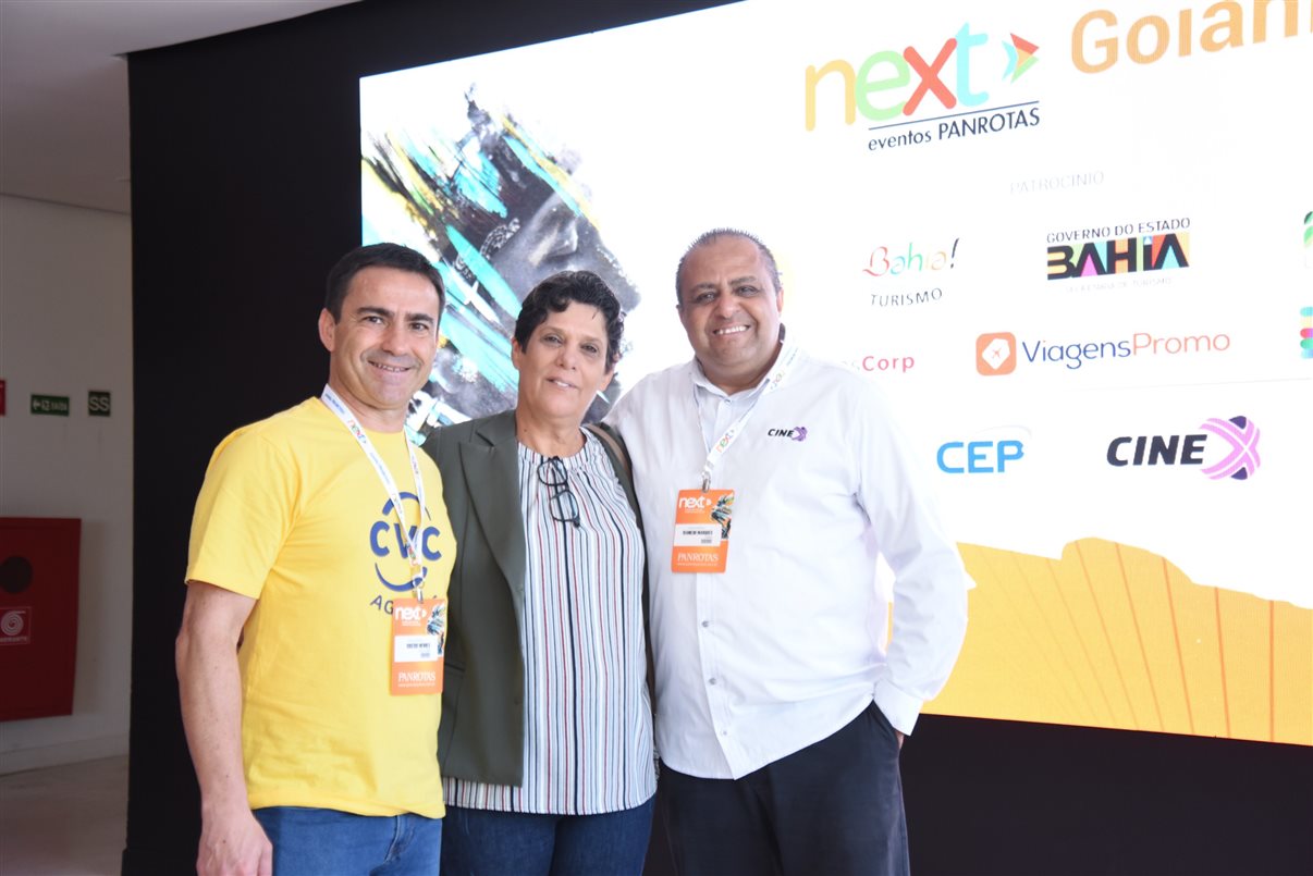 Rogério Mendes, da CVC, Lucirley Santos, da Show de Viagens, e Ivanildo Marques, do Cinex