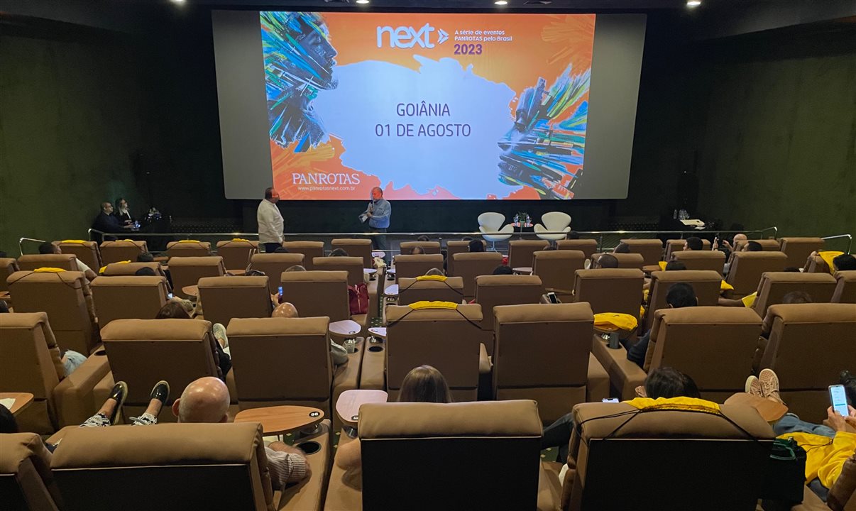 O Cinex recebeu ontem (1) a primeira parada do evento itinerante da PANROTAS, o Next