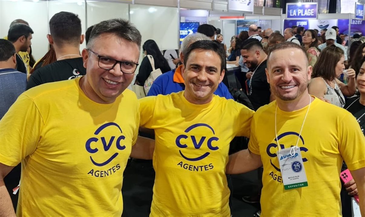 Douglas Silva, Rogério Mendes e Mateus Silva, da CVC