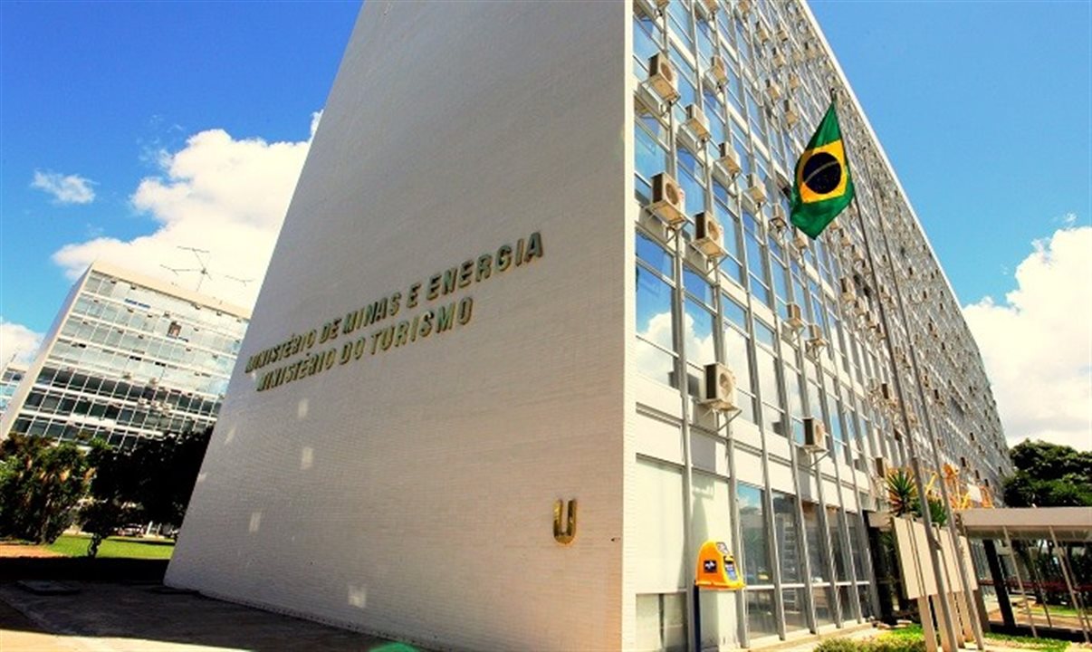 Em 20 anos de existência, MTur já investiu mais de R$ 8 bilhões em obras por todo o Brasil