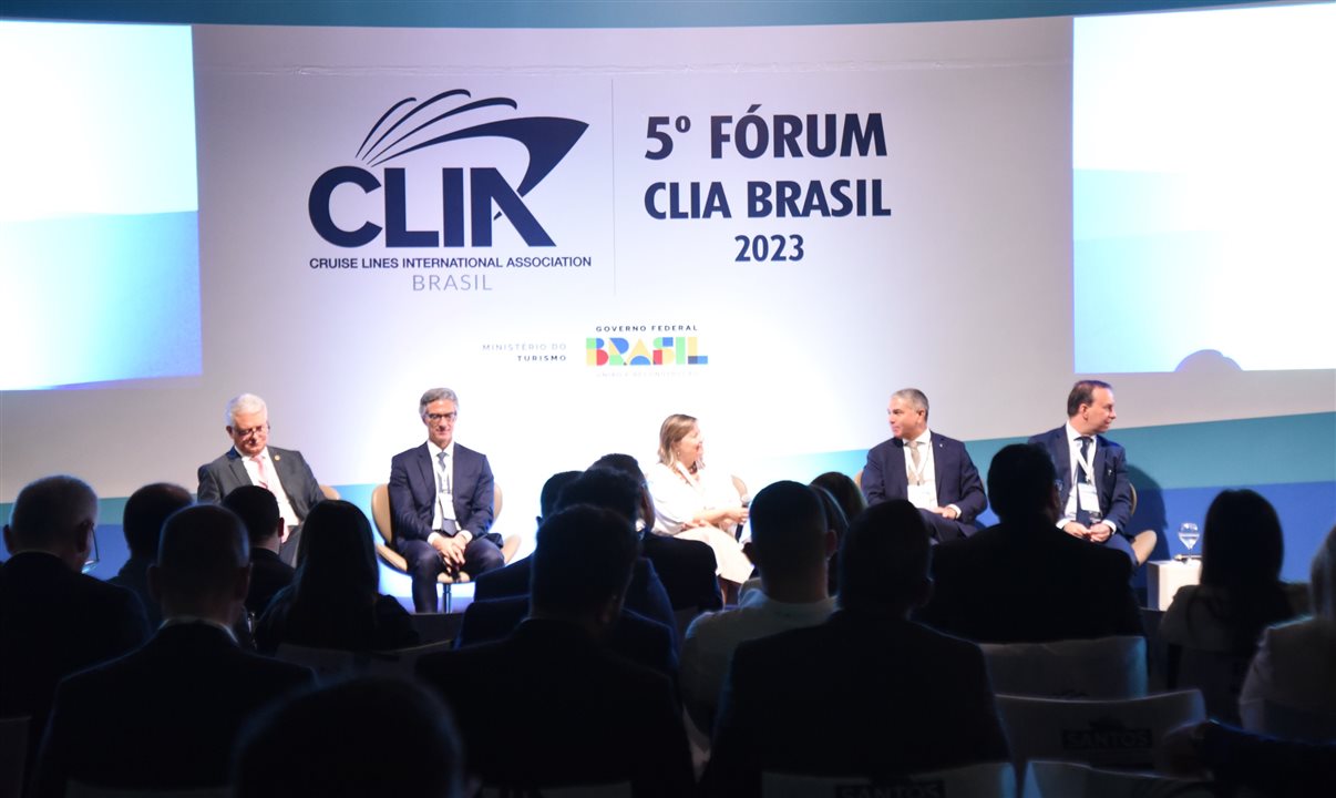 O debate com Costa Cruzeiros, MSC, NCL e Royal Caribbean foi o primeiro do dia no Fórum Clia Brasil 2023