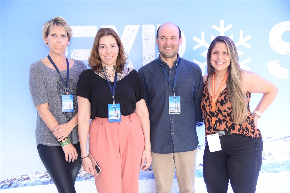 Renê Amorim de PANROTAS y Adriana Boischio de Expo Ski