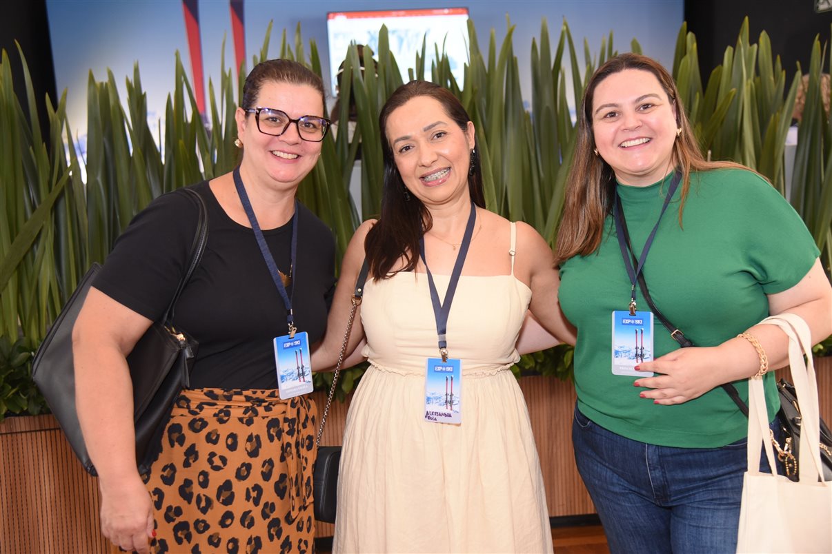 Renê Amorim de PANROTAS y Adriana Boischio de Expo Ski