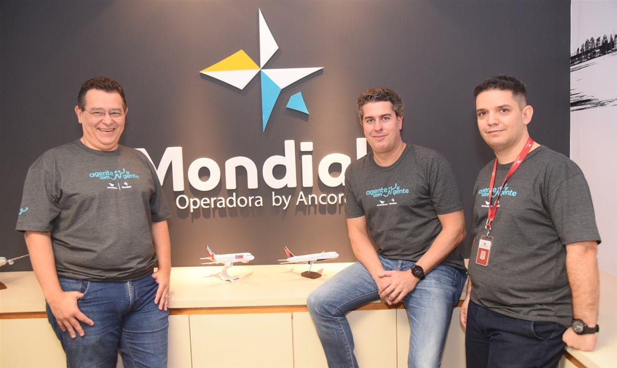 Edson Ruy, diretor da Mondiale, junto ao sócio-diretor da Ancoradouro, Juarez Neto, e ao novo diretor da Mondiale, Rafael Tobias
