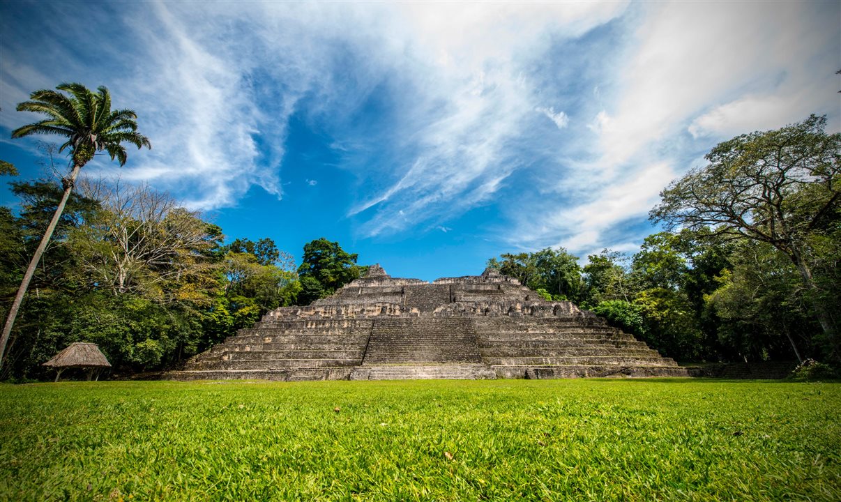 Templo maia Caracol