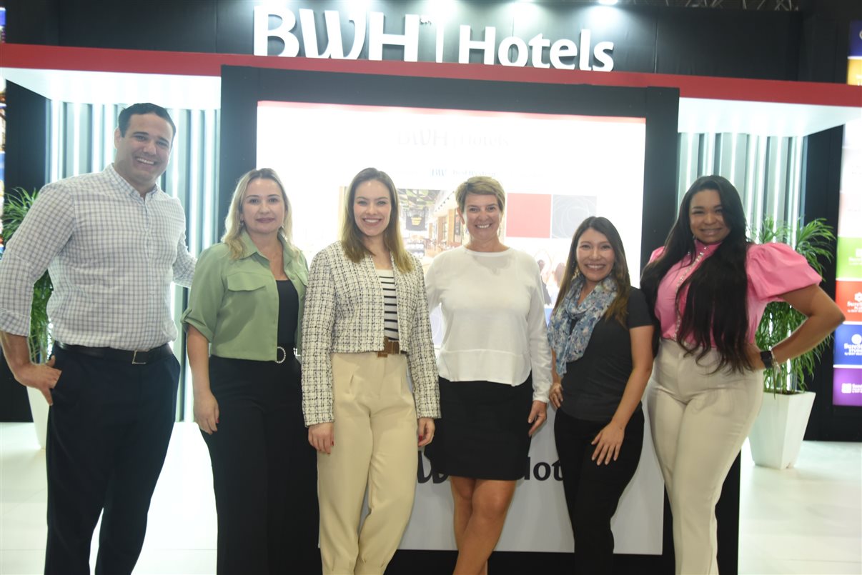 Manoel Jucá, Telmiza Rodrigues, Camila Zucoloto, Viviane Amadei, Karen Schmidt e Caroline Ribeiro, da BWH Hotels
