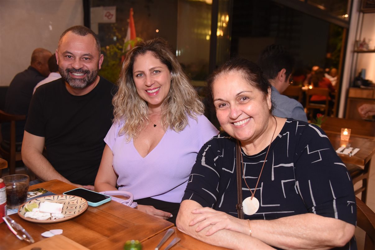 Aline Tamassiro de Ohana Tours, Floris Chieregatti de Vero Viagens y Lucilene Chaves de ViagensPromo