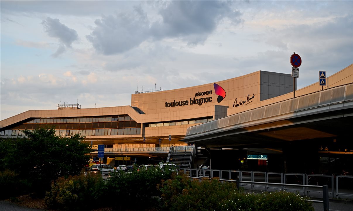 O aeroporto Toulouse-Blagnac foi um dos que precisou ser evacuado