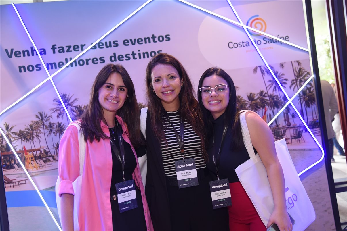 Marcela Mata, Joyce Macieri e Giulia Bachega, da Minerva Foods