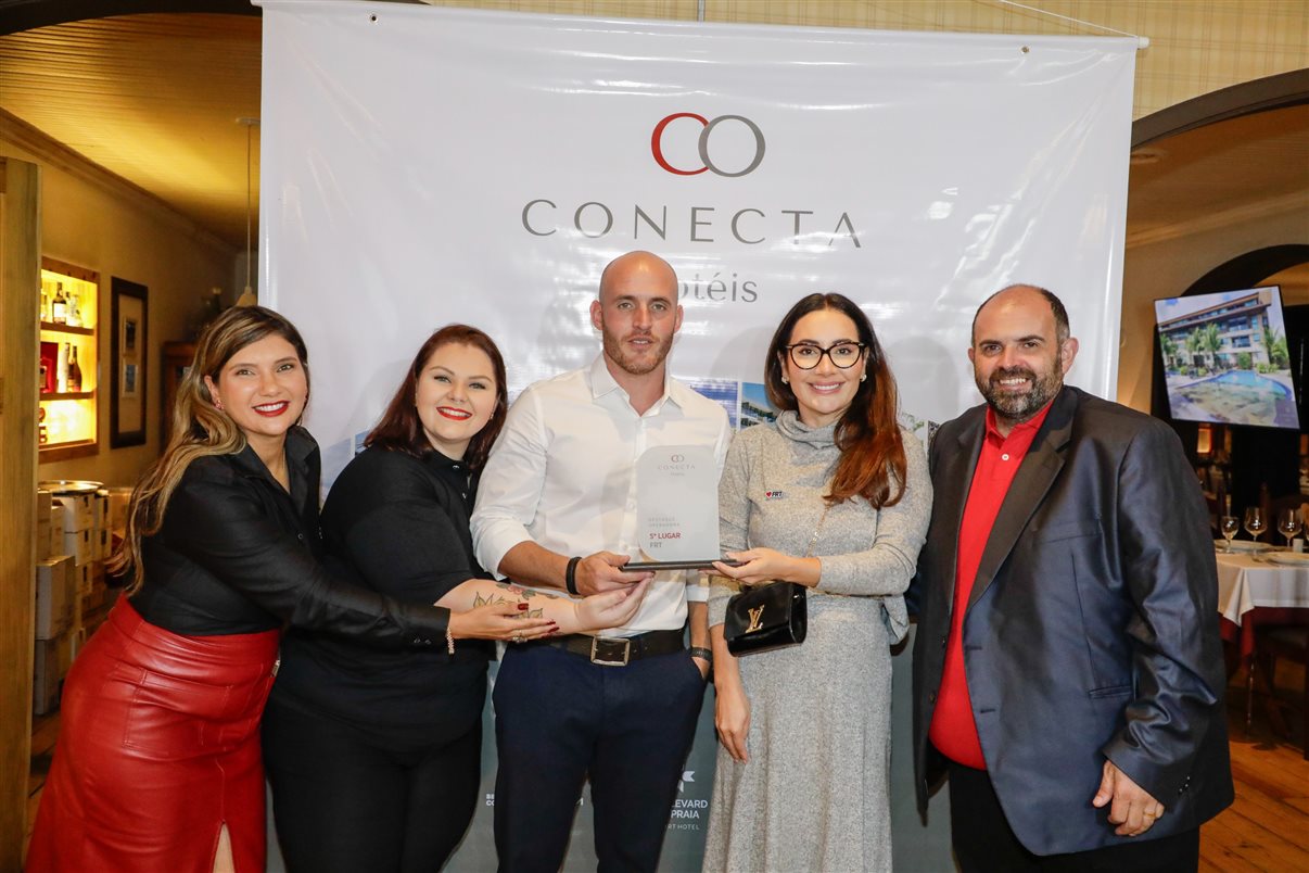 Frt recebe prêmio da Conecta Hotéis