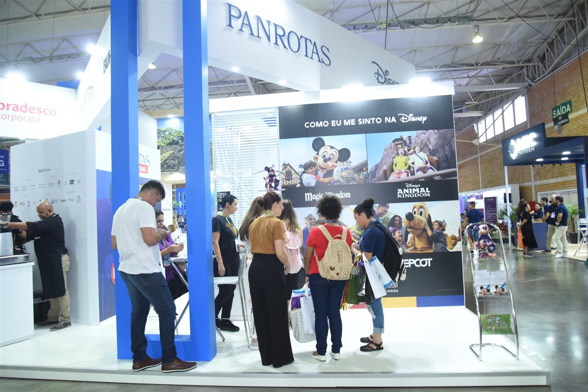 Estande PANROTAS no Festuris 2023 reúne cinco empresas com diferentes atrações
