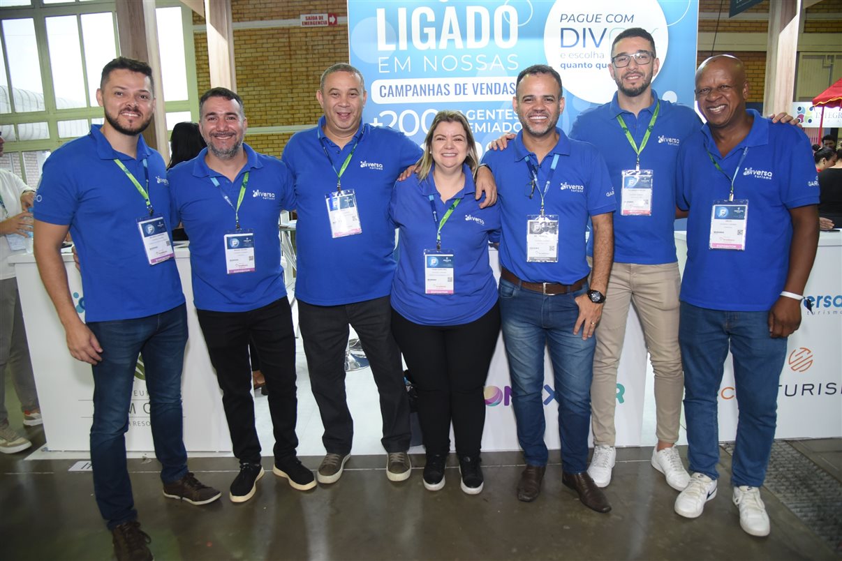 Equipe da Diversa Turismo: Ricardo Andrade, Bruno Sousa, Sagui, Tânia Sanches, Ricardo Santos e Deco Borges
