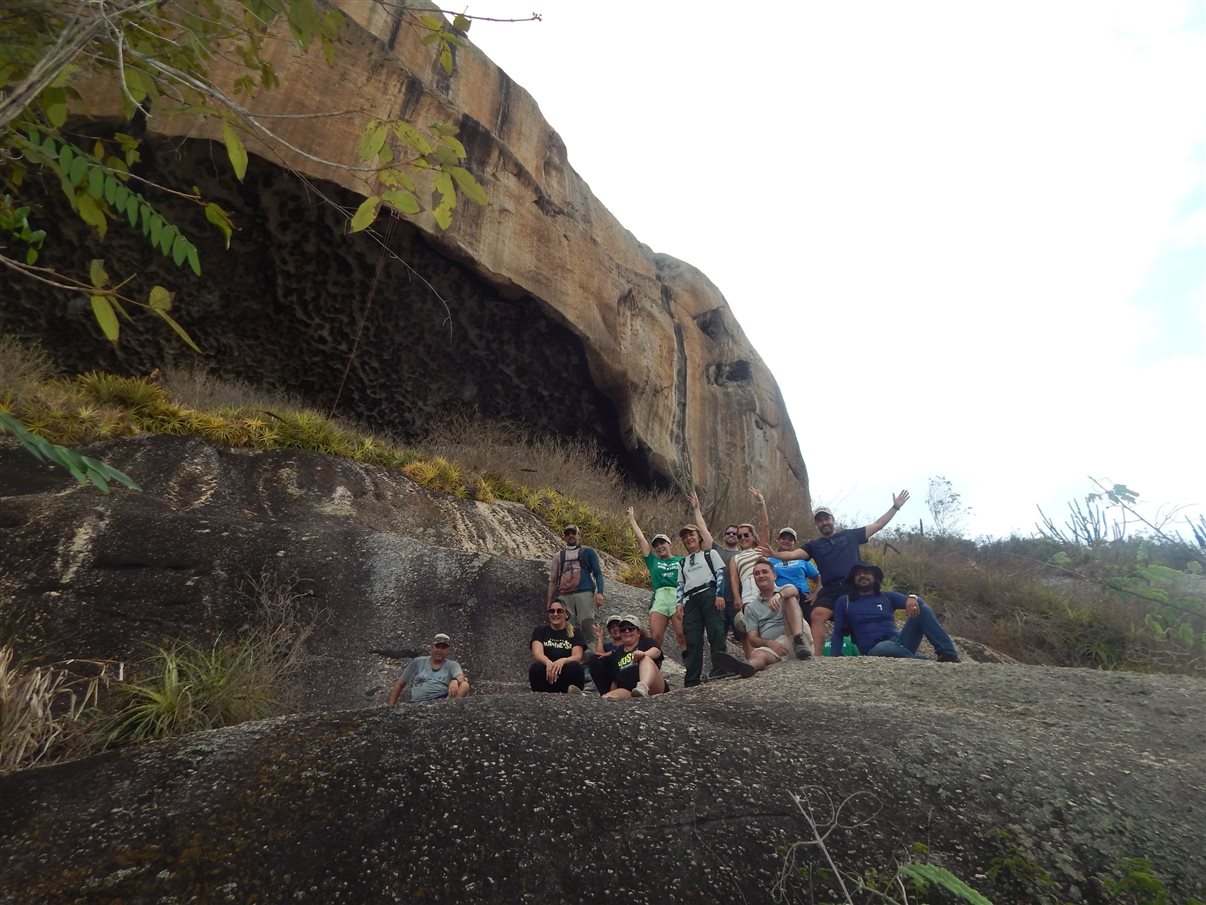Última parada da trilha antes do pêndulo da Pedra da Boca, em Araruna