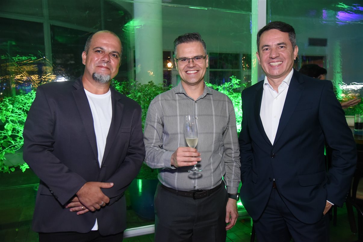 João Pin, do Lufthansa Group, Thiago Batello, da Kontik, Annette Taeuber, do Lufthansa Group, e Eduardo Vasconcellos, da Kontik