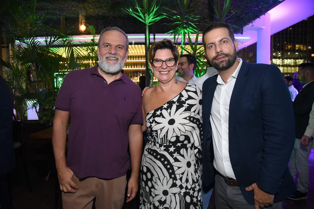 João Pin, do Lufthansa Group, Thiago Batello, da Kontik, Annette Taeuber, do Lufthansa Group, e Eduardo Vasconcellos, da Kontik
