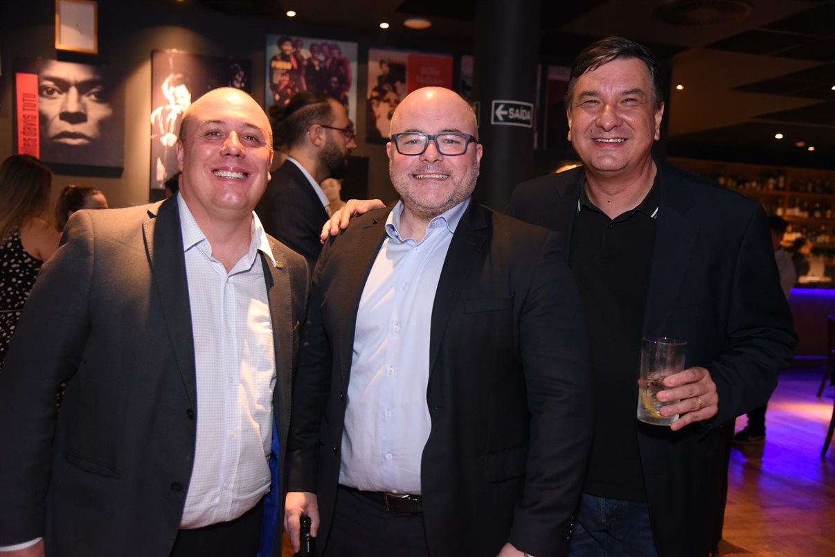 João Pin, do Lufthansa Group, Thiago Batello, da Kontik, Annette Taeuber, do Lufthansa Group, e Eduardo Vasconcellos, da Kontik
