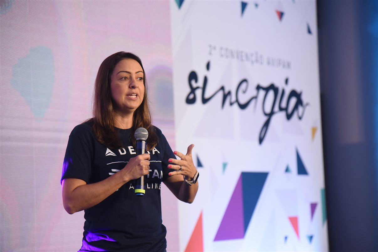 Aline Mafra, da Latam