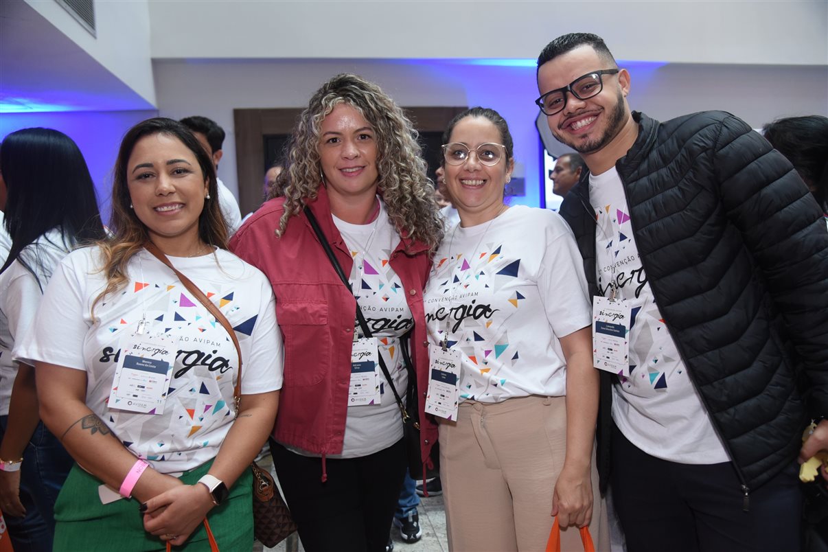 Monica Costa, Adrianna Silva, Edilene Lima e Leonardo Santos (todos AVIPAM)
