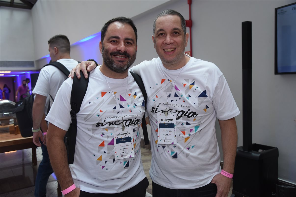 Colaboradores AVIPAM Marcelo Celeste e Milton Ferreira presentes na Convenção