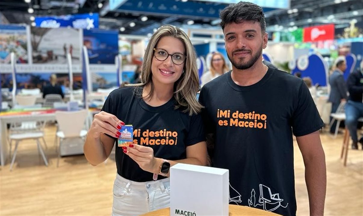 Larissa Vaz Monteiro e Weldson Correia Machado, do Turismo de Maceió