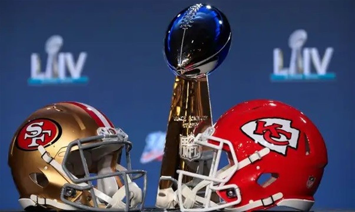 Final do futebol americano - o Super Bowl - acontece neste domingo (11) com transmissão ao vivo na capital paulista