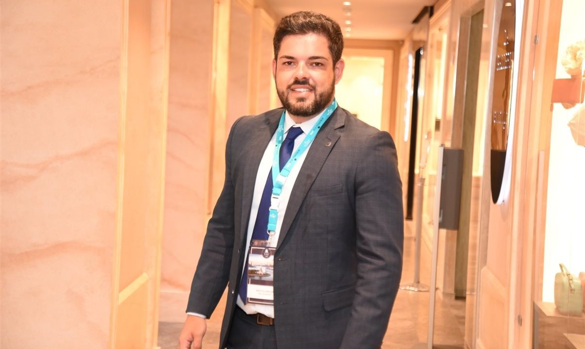 Marcos Vinícius Souza agora é coordenador de Vendas da MG Travel