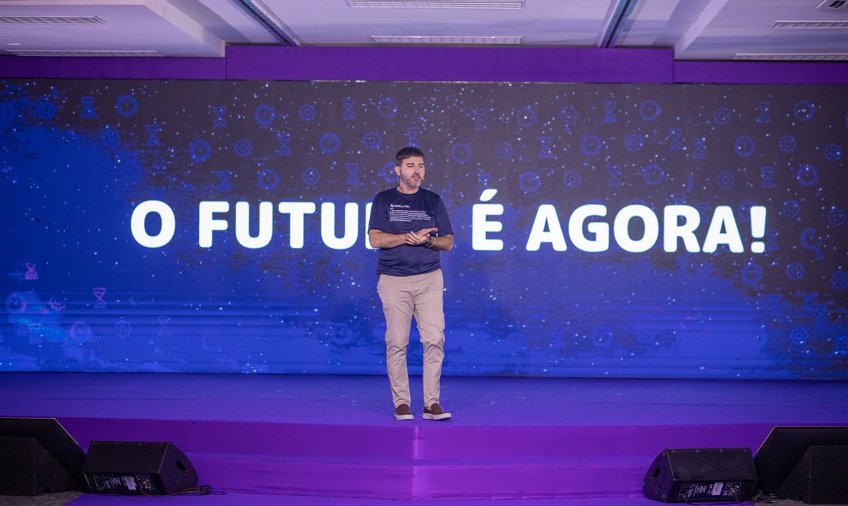 Alessandro Cunha, CEO da Aviva, durante o evento Link