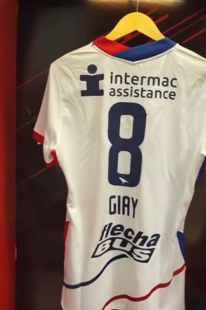 A marca da Intermac Assistance agora está estampada na camisa do San Lorenzo, da Argentina