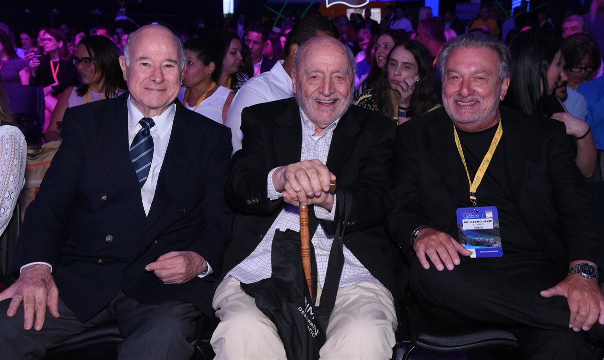 José Guillermo Alcorta (PANROTAS), Ricardo Roman (Interamerican) e Guillermo Nardi (Pluralis)