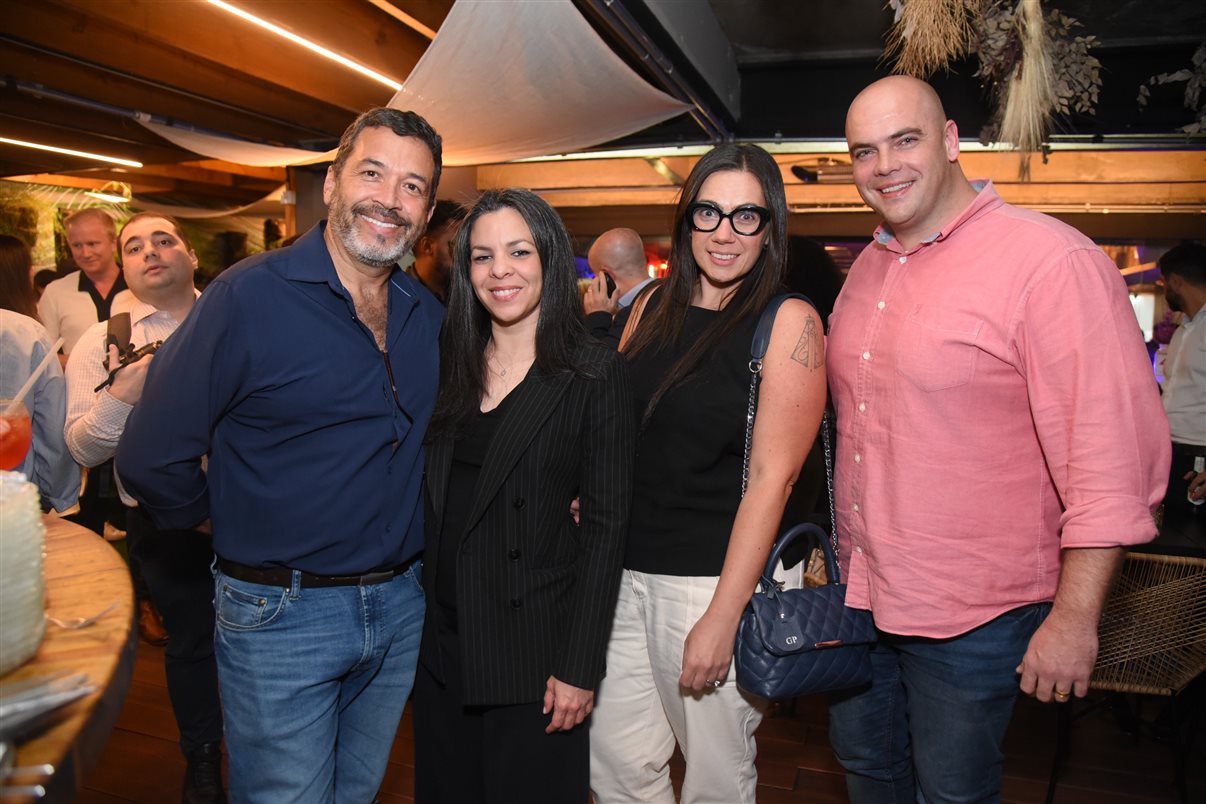 Jorge Souza, da Orinter, e Lisa Tejeda, do Brand USA, com Giovanna Paulineli e Vitor Santos, da Orinter (veja mais fotos no álbum ao fim da notícia)