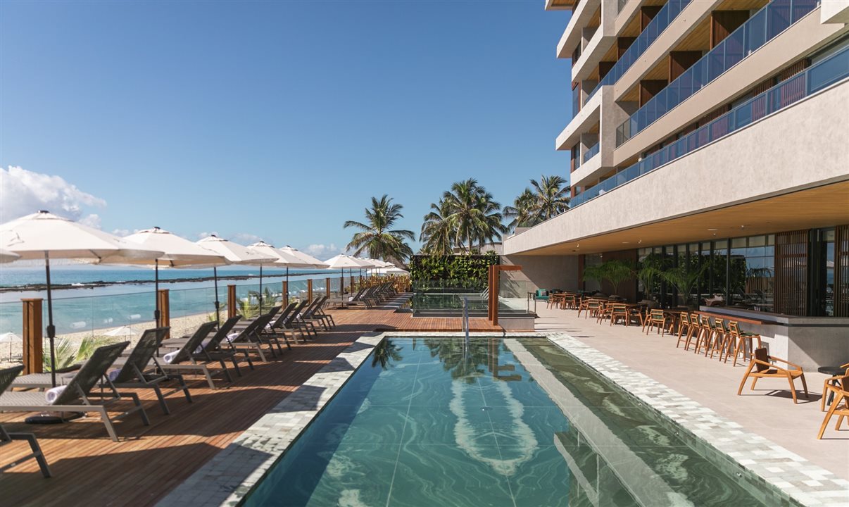 Novo hotel Ritz Barra de São Miguel fica localizado ao pé da praia Barra Mar, em Alagoas