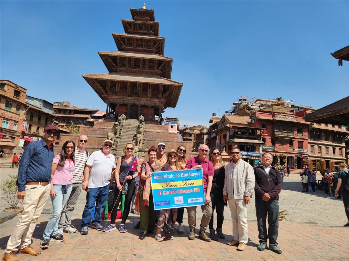 Grupo convidado pela Diversa Turismo curte dia de sol em Kathmandu