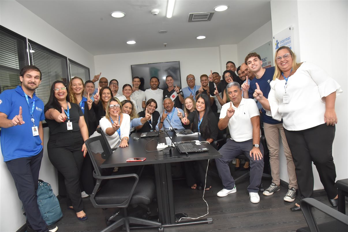 Confraternização Brasil-América Latina no escritório da Intermac no Rio de Janeiro