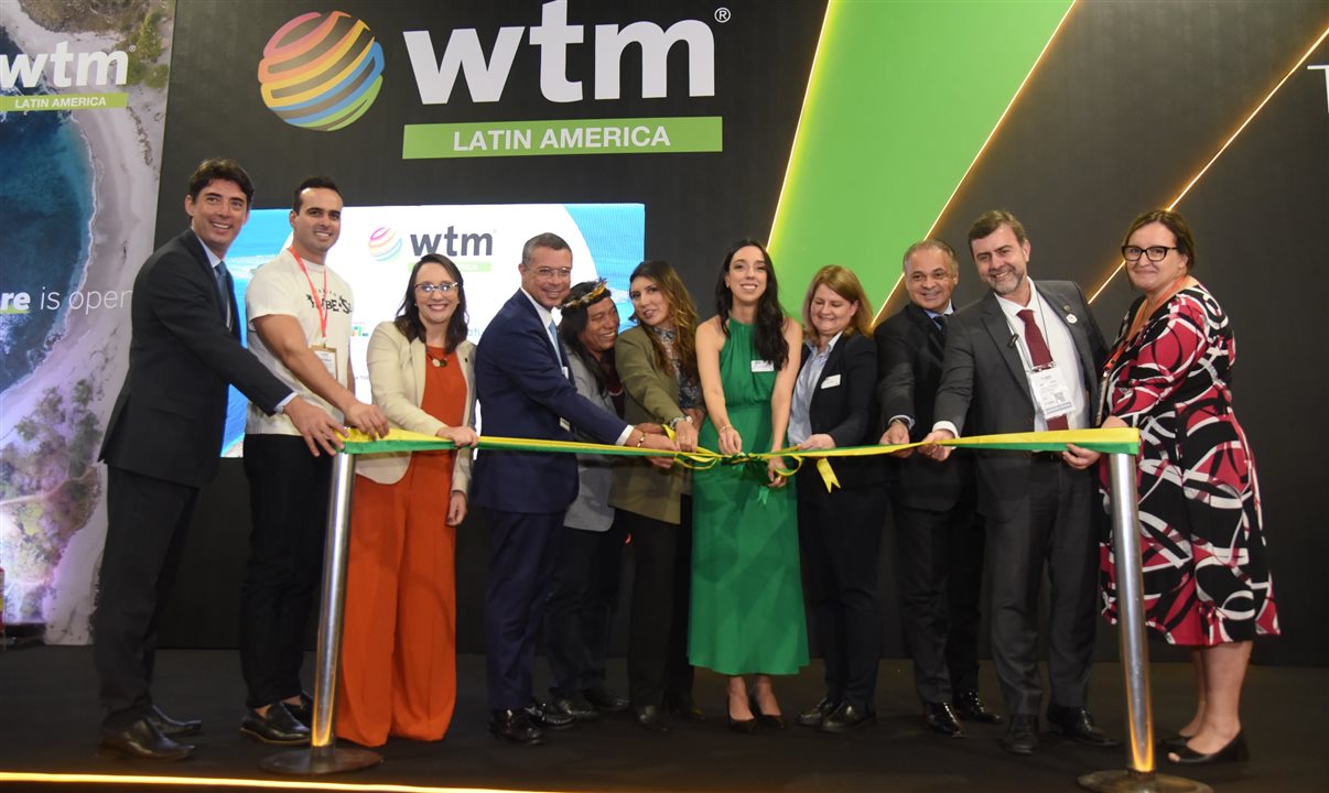 Autoridades cortam a fita! Começa a WTM Latin America 2024